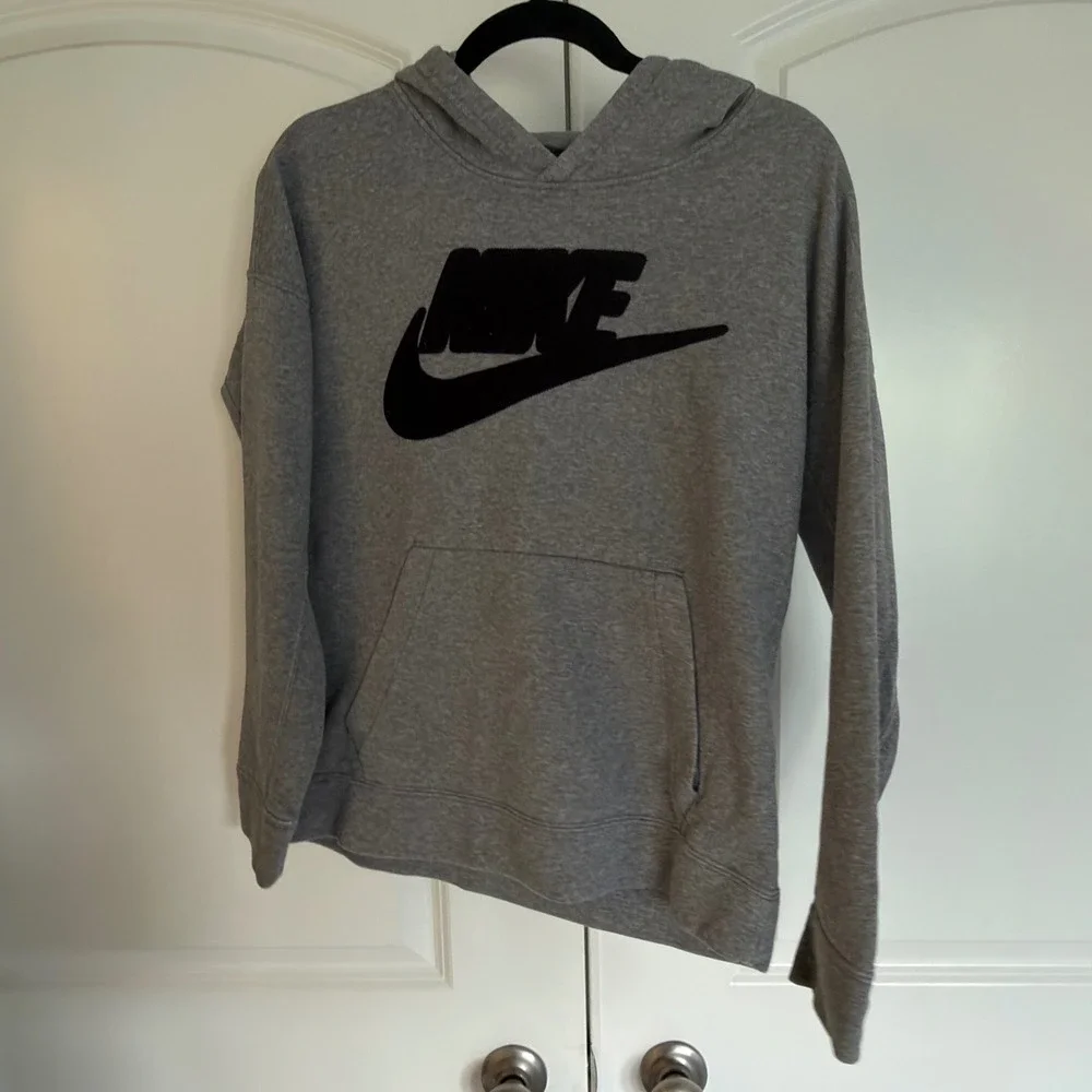 Nike Kids XL Gray Pullover Hoodie Black Flocked Velvet Logo Fleece Sweatshirt